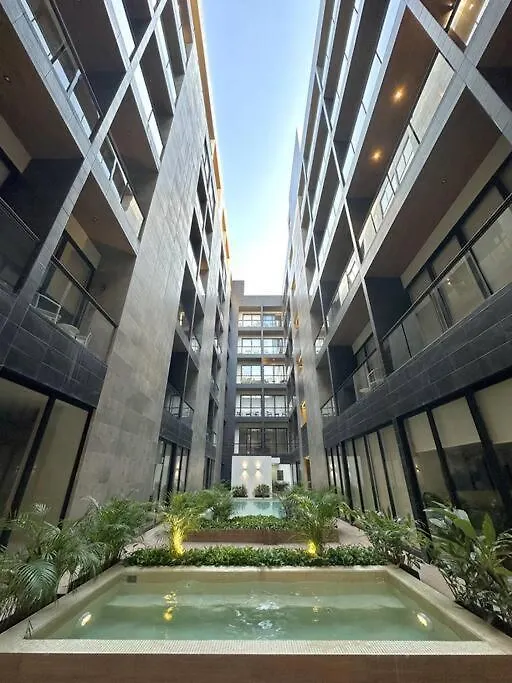 2 Beds Pool View Modern Apt/Parking, Gym, Rooftop - 405 Musa Playa del Carmen México