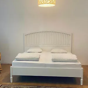 Milos Apartamento Viena